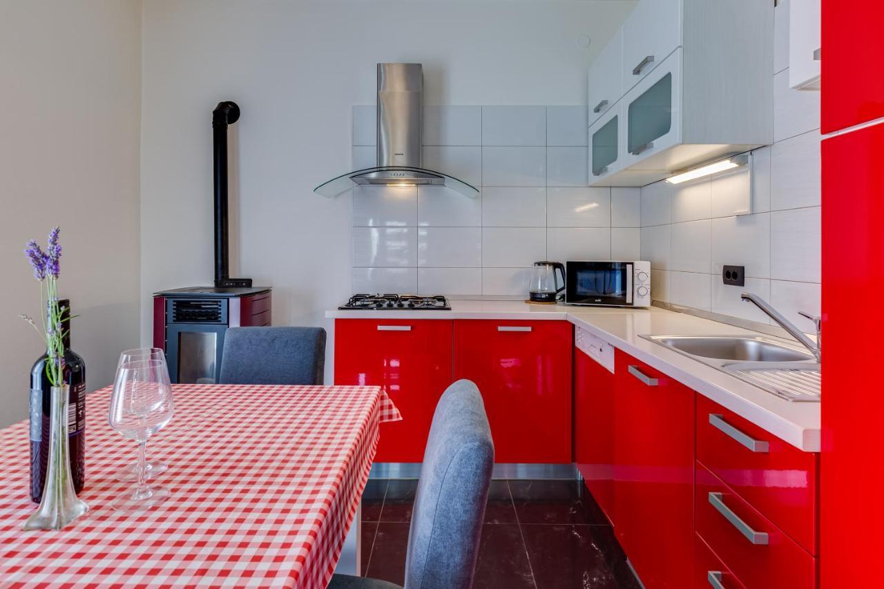 Apartment A & J Петрчане Экстерьер фото