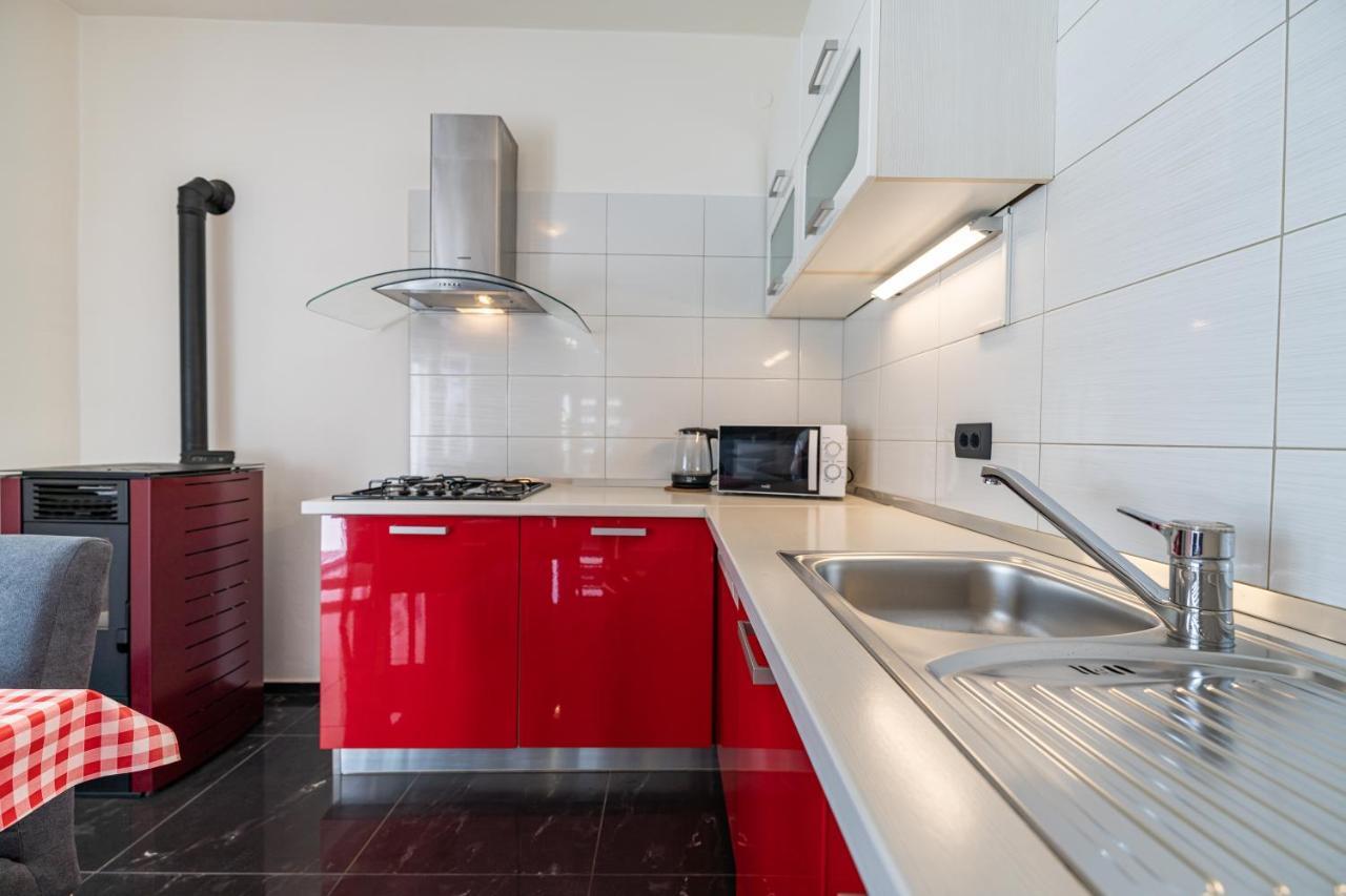 Apartment A & J Петрчане Экстерьер фото